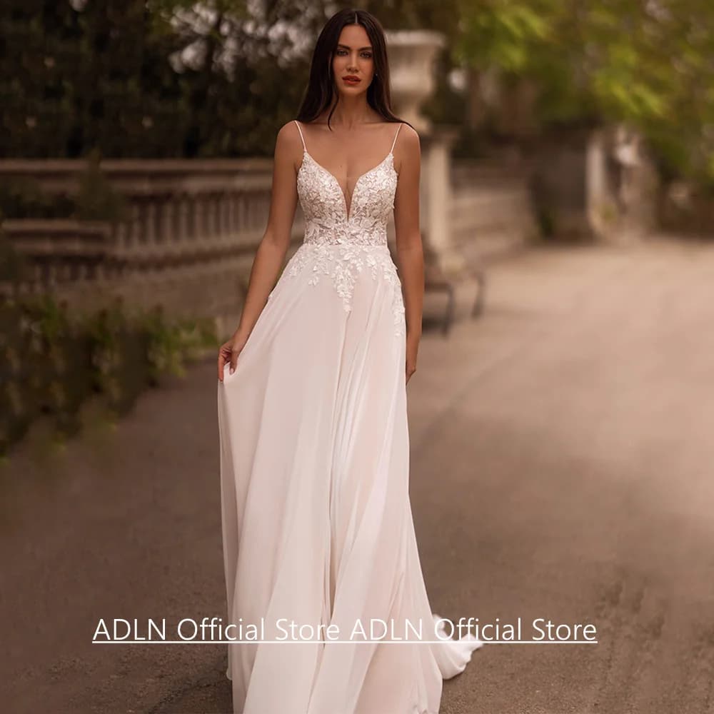 Sexy Beach Wedding Dress Boho Bridal Gown Customized Spaghetti Straps V Neck Sequined Applique Chiffon Backless Bride Dresses