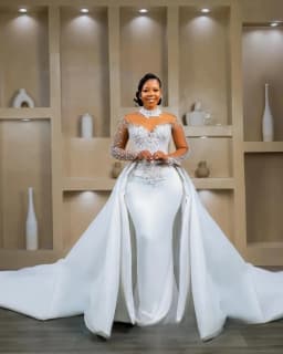 Elegant White Mermaid Lace Pearl Women's Wedding Dress Sexy High Neck Transparent Cuff Detachable Train Bridal Dress Customized