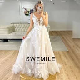 SWEMILE Fashion Aline Wedding Dresses V-neck Custom-Made Court Train Appliques Sleeveless Robe De Mariée Engagement Plus Size