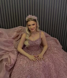Luxury Pink Ball Gown Wedding Dress Sparkly Crystal Beading Princess Bridal Gown Square Neck Vestidos De Noiva