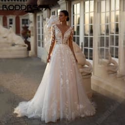 RODDRSYA Customized Luxury Long Sleeves Wedding Dress A Line Applique Lace Scoop Neck Soft Tulle Boho Bridal Gown Sweep Train