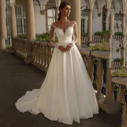 A-Line a Long Sleeve Satin Wedding Dresses Elegant Women's Round Neck Lace Applique vestidos de novia Princess Bridal Dress