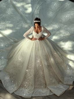 Customized Beaded Long Wedding Dresses 2025 Modest Long Sleeve Bridal Gown Charming Princess Dresses For Bride Vestidos De Noiva
