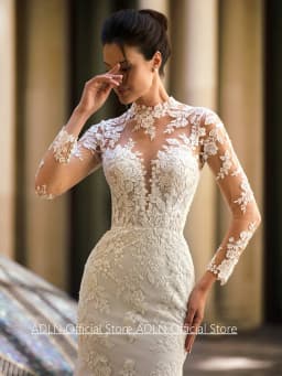 Court Train Mermaid Wedding Dress Customized Long Sleeves Illusion Applique Back Zipper Buttons Lace Bridal Gown Robe Mariee