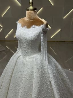 Luxury Lace Ball Gown Wedding Dress Off Shoulder Long Sleeve Princess Bridal Gown Beads Vestido De Novia
