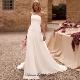 Simple Customized Chiffon Ruched Bridal Gowns Fashion Strapless Sleeveless Wedding Dress Elegant A-Line Pleats Vestido De Novia