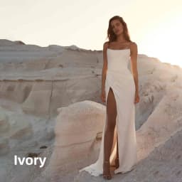 Simple Soft Satin Mermaid Wedding Dress Strapless Sleeveless Side Split Bridal Gown Ruched Beach Bride Dress Robe De Mariée 2026