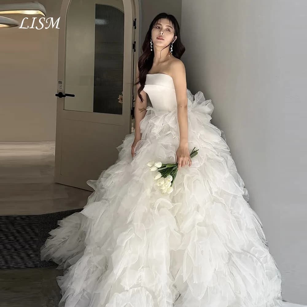 LISM Strapless A-Line Korea Japan Wedding Dresses Ball Gowns Silk Satin Tulle Photo Shoot Elegant Bridal Gowns 웨딩드레스