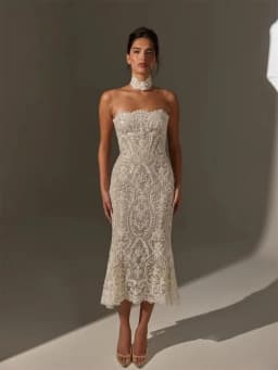 OLOEY Luxury Ivory Lace Mermaid Wedding Dresses Sexy Strapless Sleeveless Tea-Length Bridal Gowns Vestidos De Novia