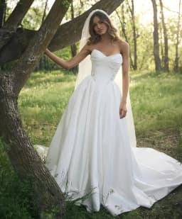 Modern Strapless Satin Wedding Dresses With Structured Bodice A Line Lace Applique vestido de novia boda 2026 Customized