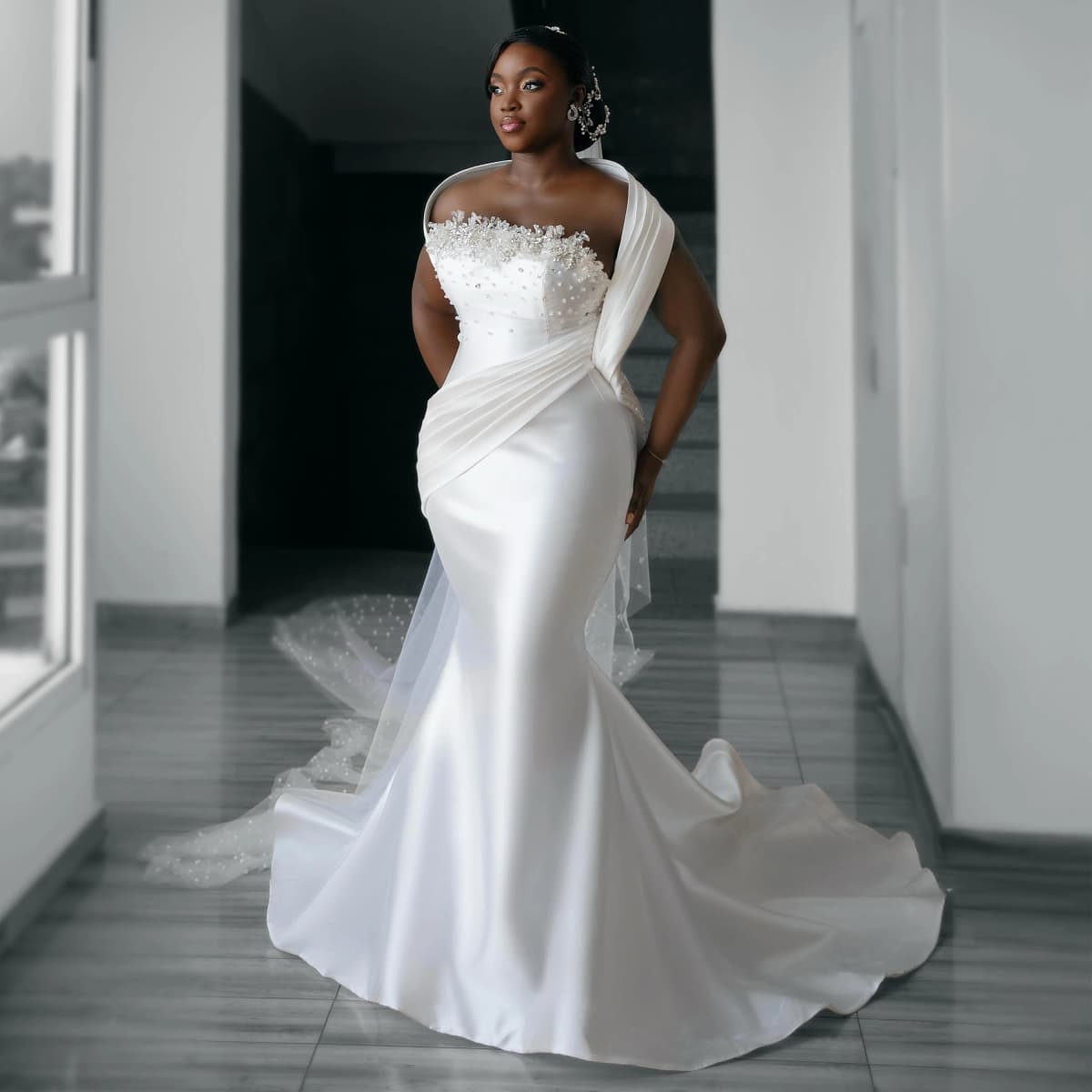 Luxury Mermaid Wedding Dresses Hand-Beaded Beach Nigeria African Aso Ebi vestido Bridal Dress Ruffles Train Elegant Customized