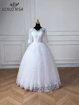 Fashion Classic Luxury Lace V Neck Ball Gown White Wedding Dresses Half Sleeve Princess Illusion Appliques Bridal Gown Casamento