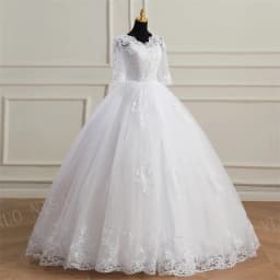 Fashion Classic Luxury Lace V Neck Ball Gown White Wedding Dresses Half Sleeve Princess Illusion Appliques Bridal Gown Casamento
