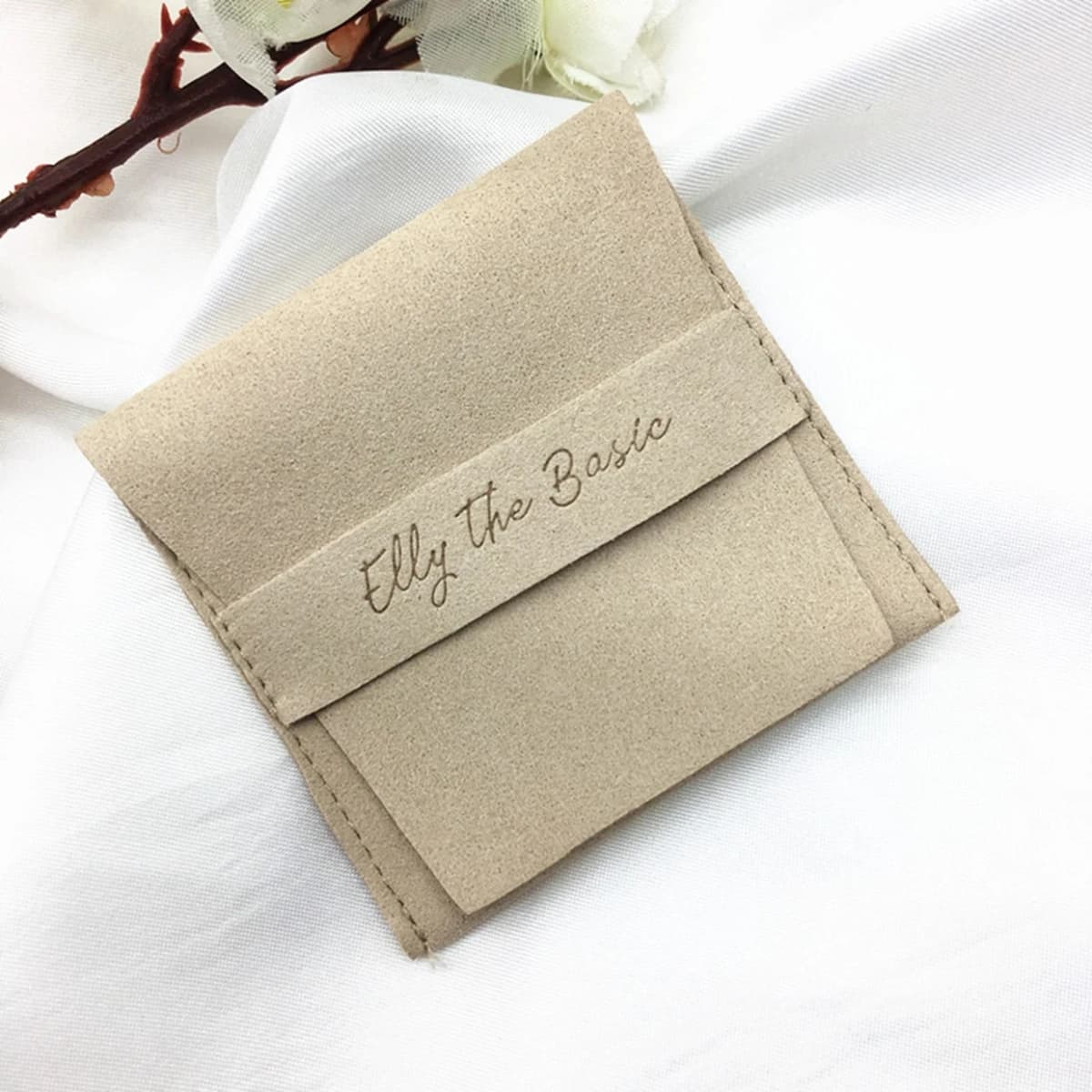 50pcs Custom Logo Name Print Microfiber Jewelry Rings Necklace Organizer Gift Bags Wedding Favor Candy Goodie Bag Small Business
