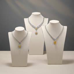 Oirlv Mannequin Linen Necklace Pendant Chain Jewelry Bust Neck Display Stand Jewelry Holder Necklace Pendant Window Display Prop