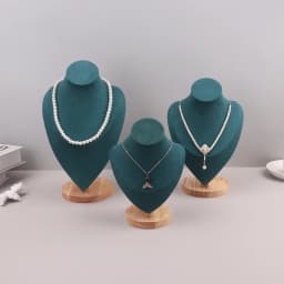 Velvet Portrait Necklace Display Pendant Organizer Jewelry Display Stand Jewelry Mannequin Bust Necklace Pendant Window Display
