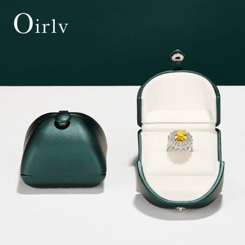 Luxury Dark Green Ring Box Premium Leatherette Jewelry Storage Case with Soft Velvet Lining Elegant Gift Packaging for Jewelry
