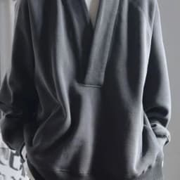 2023 New Spring and Autumn Fashion Simple Trendy Men's V-Neck Loose Casual Small Puppy Handsome Lazy Men's Oversize Sweater