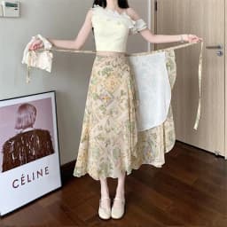 Sun Protection Floral Halter Neck Dress Women's Sweet Style Beach Skirt Asymmetrical Hemline Bell Sleeve Chiffon Wrap ar...