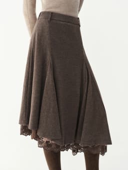 FSLE 2026 Winter Women's Vintage-Inspired Elegant Lace Panel Asymmetric Hem Midi Skirt - Chic Flattering for Everyday Wear