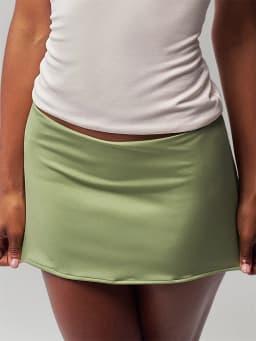Low Waist Fashionable Elastic Slim Mini Micro Skirt A-line Solid Color Casual Skort For Women