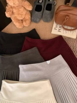 Gray High Waist Anti-Light Short Skirt Women's Autumn New Style Pure Desire Versatile Half-length Bicolor Commute Folded Skirt