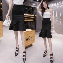 2024 Summer New High Waist Fish Tail Skirt Elastic Slimming Half Body Skirt Fashionable Polyester  Color Commute Style