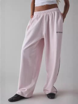 M6067 Striped Wide Leg Sports Pants For Women In Spring And Autumn, Loose And Slimming, Straight Leg Casual Pants With A Sense O