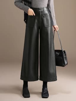 ZUZK High Quality PU Leather Capri Pants New Women 2026 Autumn Winter Chic Short PU Leather Pants Elegant LeatherTrousers