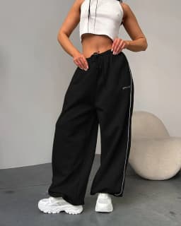 Wide Leg Sports Pants Women Spring Autumn Winter Loose Slimming Vertical Feel Straight Fashionable Harajuku Style Pants Y2K Emo
