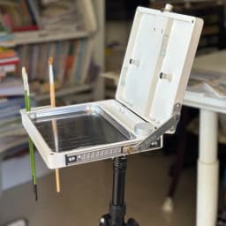 Fits Canvas Height 50–500mm，Portable 3D Printed Oil Painting Box – Adjustable Easel Stand with Washable Stainless Steel Palette