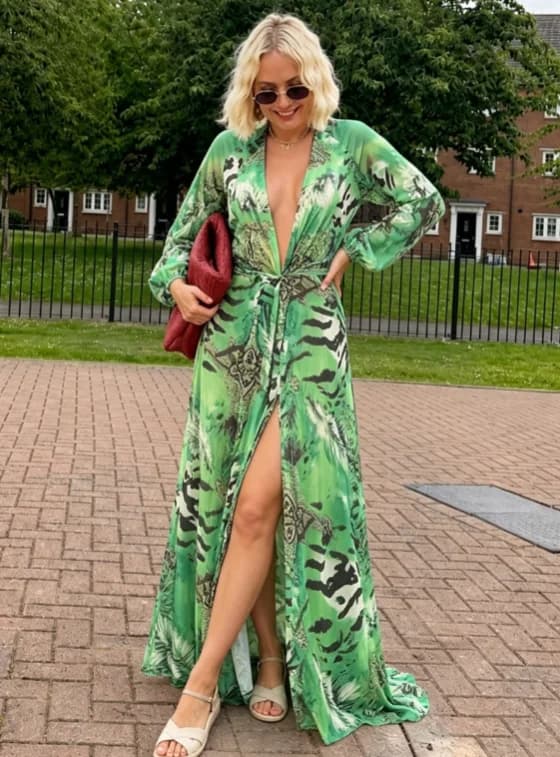 Women Green Tie Waist Long Sleeve Maxi Dress Deep V Lantern Sleeve Flowy Vacation Gown 2026 Seaside Street Holiday Party Outfit