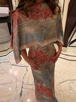 Women Floral Dress With Attached Shawl Cape Overlay Waisted Bodycon Maxi Dresses Fashion Elegant Commute 2026 Summer Autumn Gown