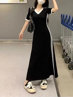 Women Autumn Midi Dresses New Black Vintage Ins Simple Y2K V-neck Korean Preppy Style Elastic Long Sleeved A-Line Sports Dress