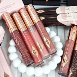 Luxury CT Multicolored Water Light Lip Gloss Lasting Moisturizing Lip Balm Heart-shaped Tip Lip Brush and Jelly Lip Gloss Makeup
