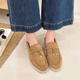 New Shoes for Man Suede Leather Casual Shoes Fashion Tassels Flat Driving Shoes Street Cool Lace-up Loafers