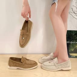 New Shoes for Man Suede Leather Casual Shoes Fashion Tassels Flat Driving Shoes Street Cool Lace-up Loafers