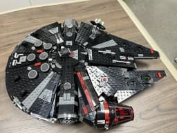 Movie Themed Black Spaceship VehicleModel Desktop Home Ornament, Perfect Holiday & Birthday Gift for Sci-Fi Fans and Collectors