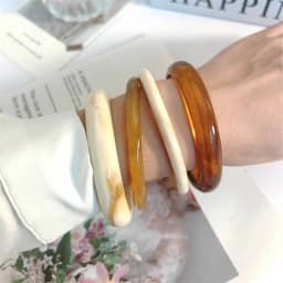 2025 Acrylic Resin Geometric Bracelets for Women Minimalist Chic Irregular Marbling Round Cuff Bangle Fashion Party Jewelry Gift