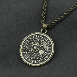 Men Amulet Jewelry Viking Double War Horse Greek Latin Knights Templar Exquisite Commemorative Seal Pendant Necklace