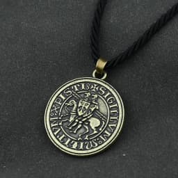 Men Amulet Jewelry Viking Double War Horse Greek Latin Knights Templar Exquisite Commemorative Seal Pendant Necklace