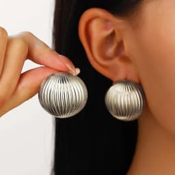 Fashion Round Stainless Steel Metal Earrings for Women Gold-Color Shell-Shaped Vintage Punk Earrings Elegent Female Jewelry New