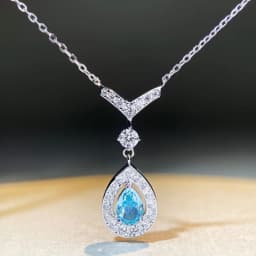 14K Gold V‑Shaped Necklace for Women 0.8 Ct 5x7mm Pear‑Cut Created Aquamarine Pendant Minimalist Versatile Fashion Jewelry