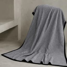 Nordic Striped Printed Airplane Blanket Leisure Living Room Office Sofa Blankets for Single Skin-Friendly and Soft Nap Shawl