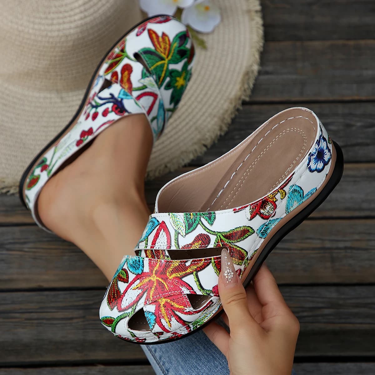 Women Slippers Summer Mixed Colors Outdoor Shoes for Women Casual Beach Large Size Wedge Sandals Fashion Slippers Slides Women