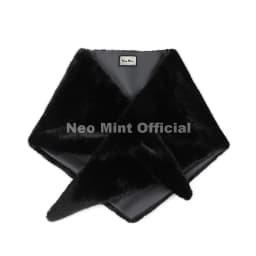 Neo Mint 2026 Brand Runway Fashion Stripes Sable Faux Mink Fur Triangle Foulard Women Winter Luxury Fur Scarf Neck Warmers Wraps