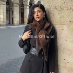 Neo Mint 2026 Brand Runway Fashion Stripes Sable Faux Mink Fur Triangle Foulard Women Winter Luxury Fur Scarf Neck Warmers Wraps