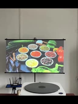 New Anti-Light Metal Adjustable Single Bracket Wall Mounted 2-in-1 Projector Screen 30 ° Visual Effect 84/100/120inch