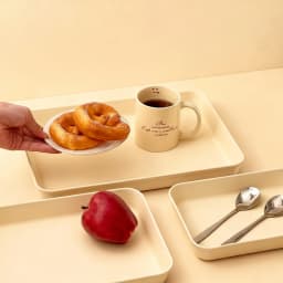 WORTHBUY Rectangular Plastic Food Serving Tray Large Capacity Dessert Fruit Tray Multi-Purpose Deepen Storage Tray For Kitchen