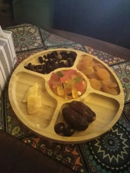 1pc Elegant Bamboo Tray - Round, Smooth Surface, Suitable for Snacks and Fruits | Durable Kitchen and Restaurant Decoration
